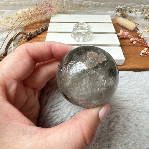 Small Garden Quartz Sphere - Picture 5 of 8